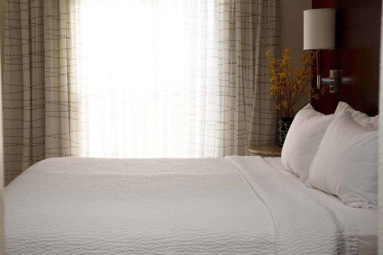 Residence Inn Appleton Exteriör bild